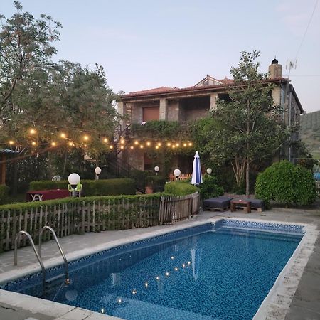 Villa Llanaj เบราท ภายนอก รูปภาพ