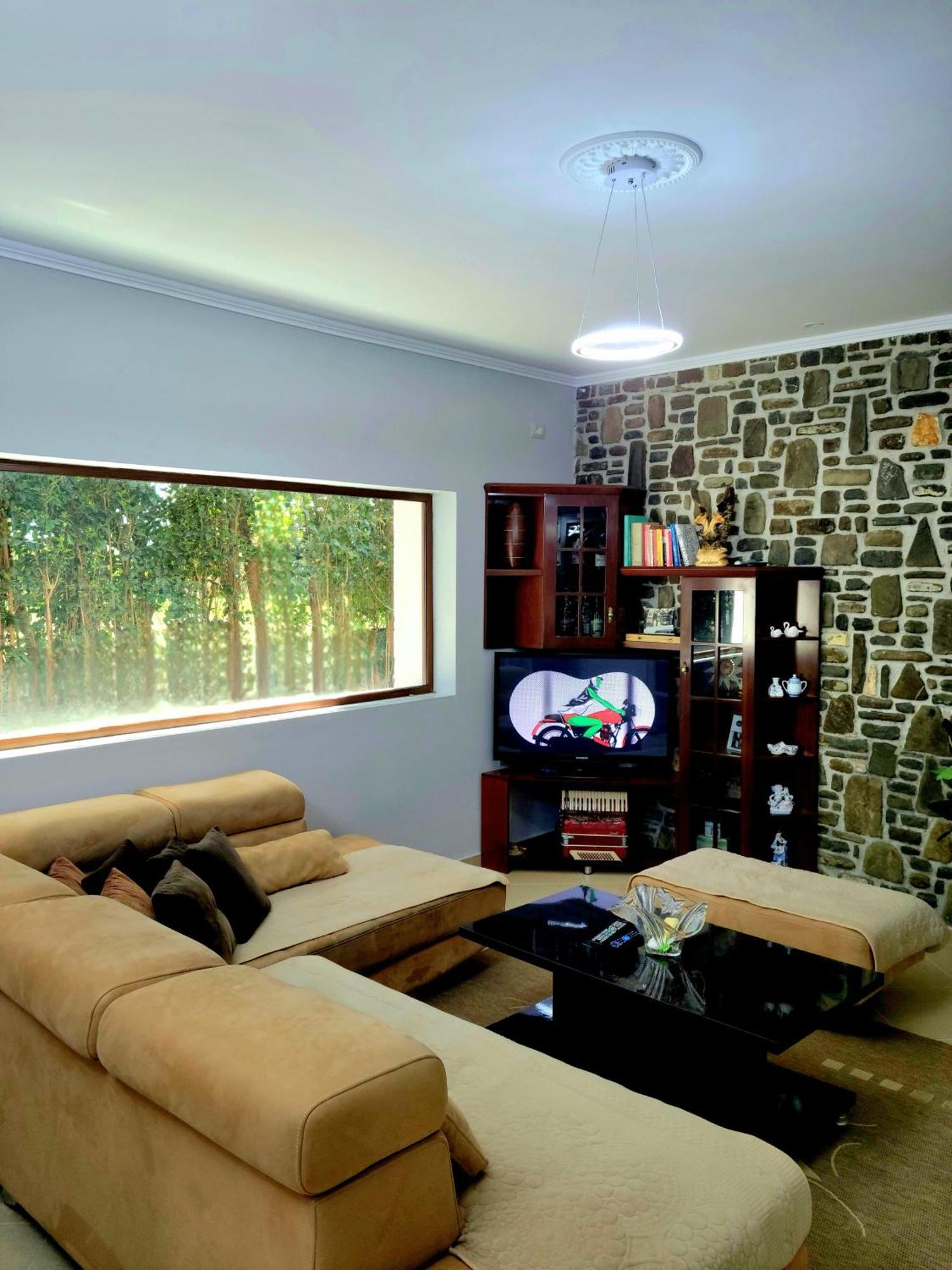 Villa Llanaj เบราท ภายนอก รูปภาพ